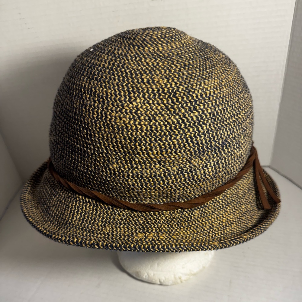 Goorin Bros Black and Tan Woven Hat